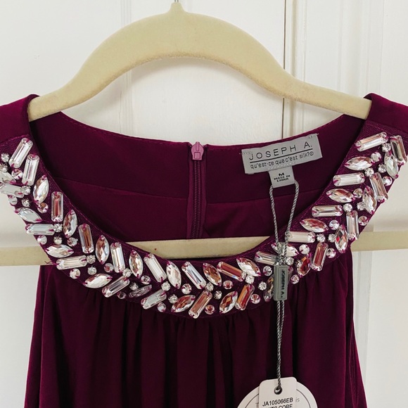 LADIES TOP - Picture 2 of 10